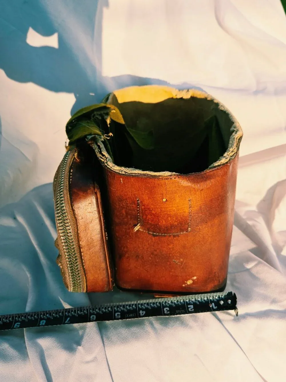 Antique Leather Box Case Damaged Patina Zipper 1940s 1950s Finish Felt Lined